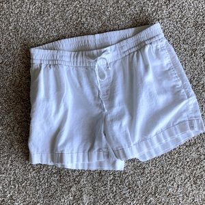 White linen- blend shorts